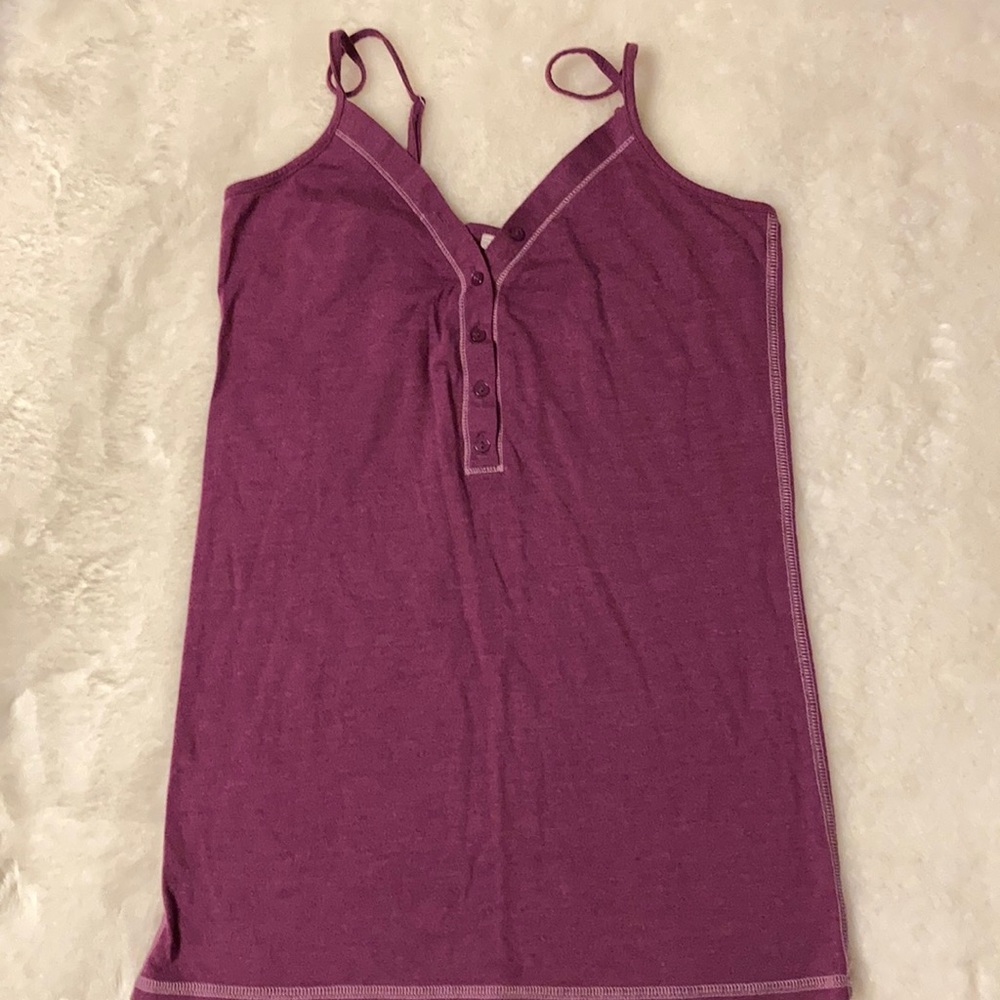 🌟 PINK V-neck Tank Top - Purple- M